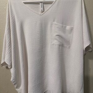 Zenana Outfitters Cream Textured V-Neck Pocket Tunic